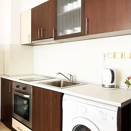 شقة Triumph Holiday Village - With Sea View