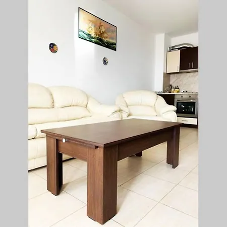 شقة Triumph Holiday Village - With Sea View سفيتي فلاس